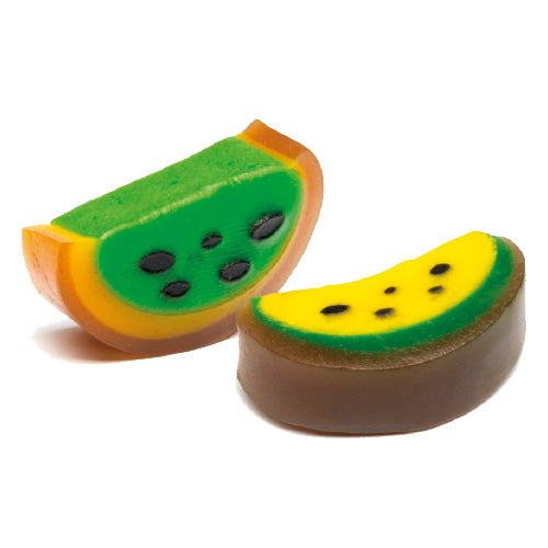 Kiwi slices licorice
